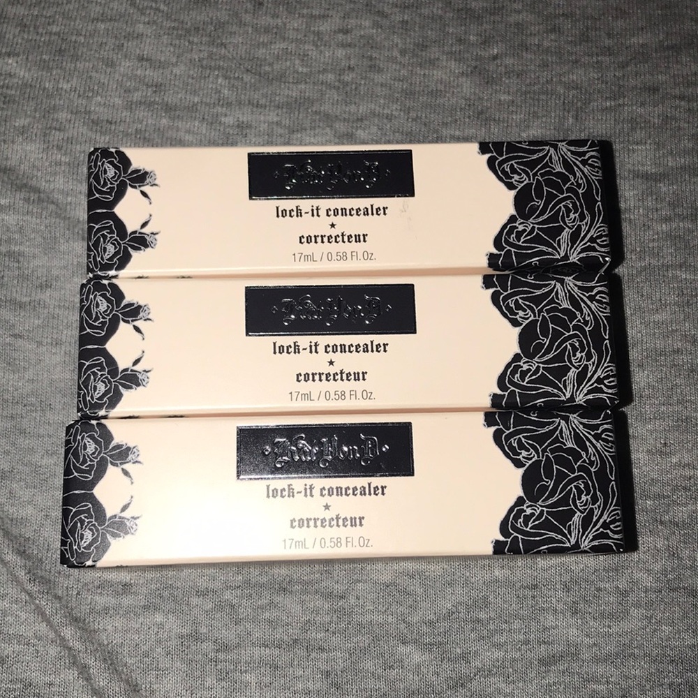 Discontinued Kat Von D Lock-it concealer